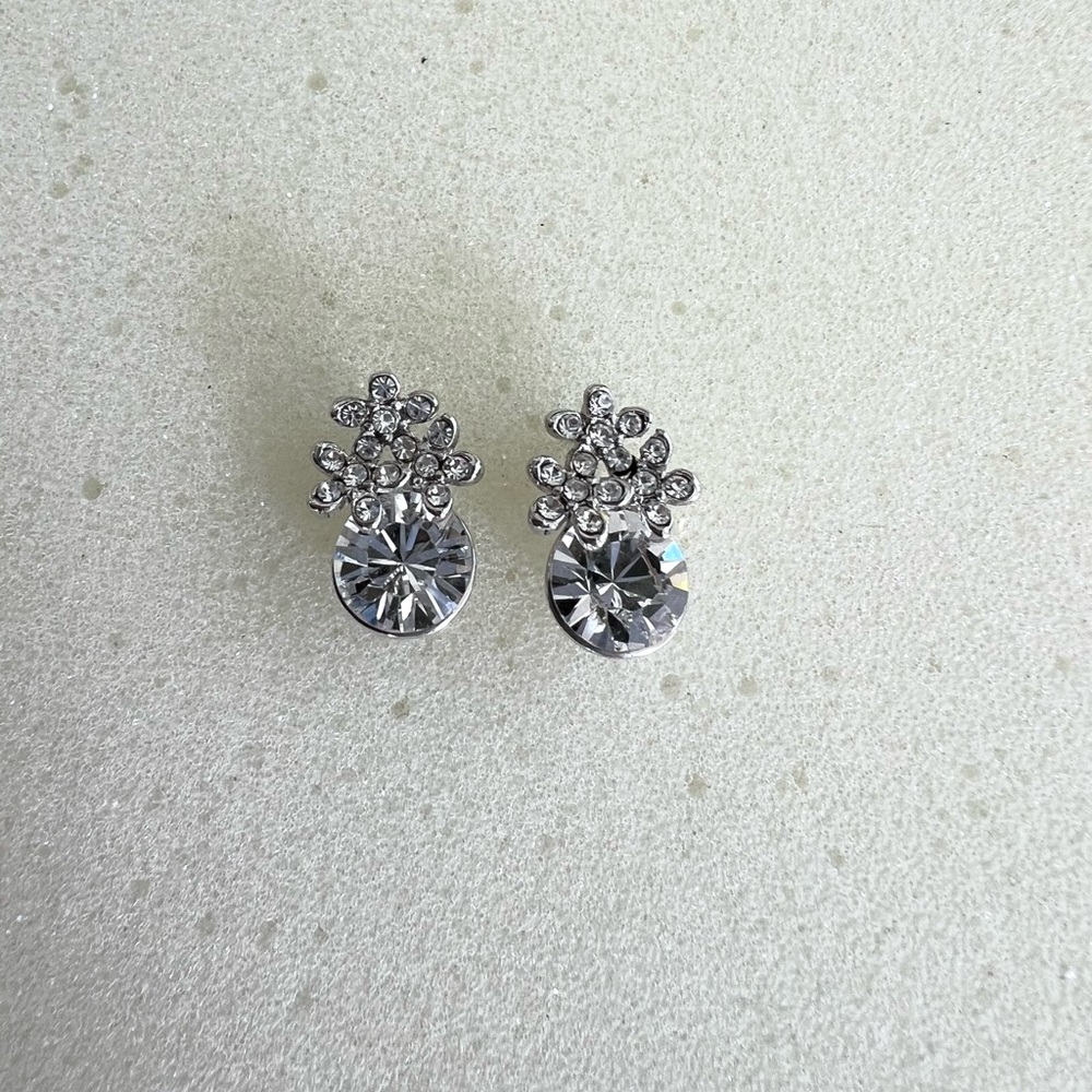 Rhinestone Stud Earrings - Dainty Delicate Style